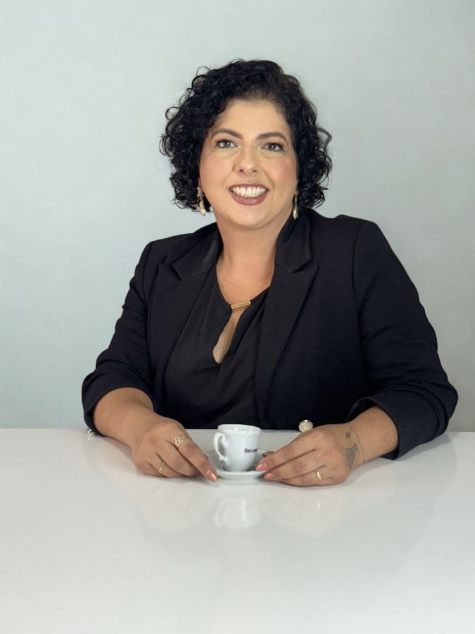 Ana Paula Costanzo