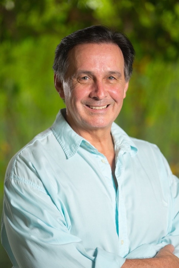 Dr. Maurílio Oliveira Brandão